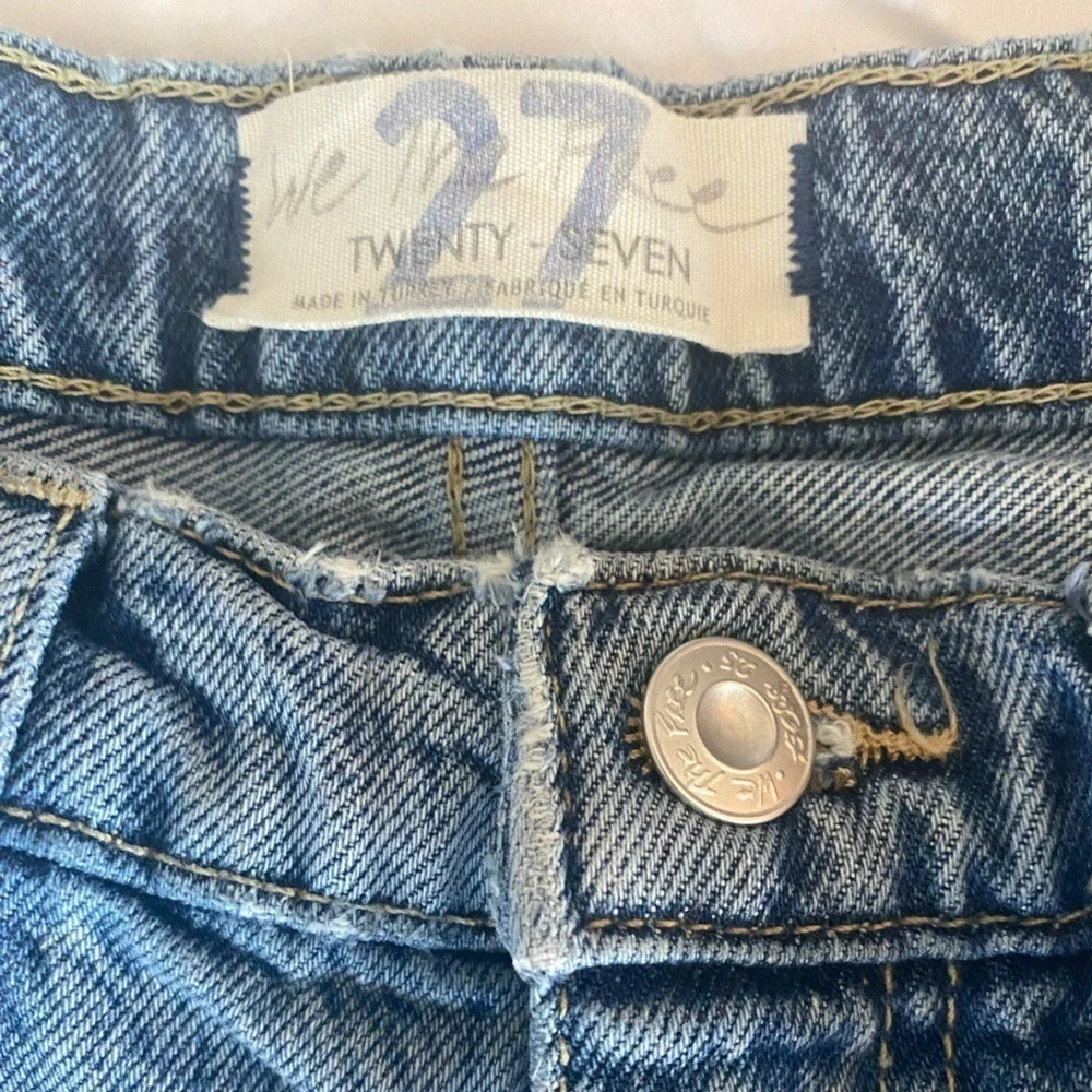 We The Free Jeans High Rise Distressed‎ Lita Cropped Jeans Size 27 Light Wash